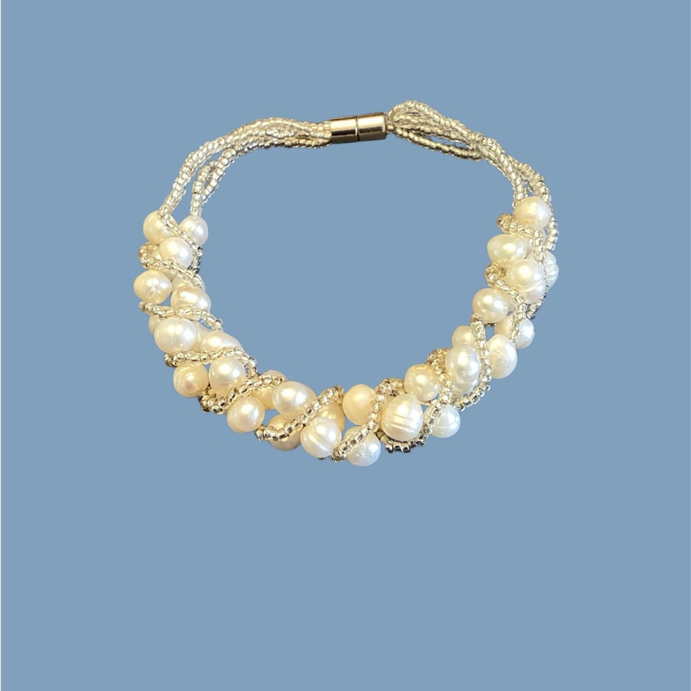 Seed pearl and silver bead bracelet with magnetic clasp.